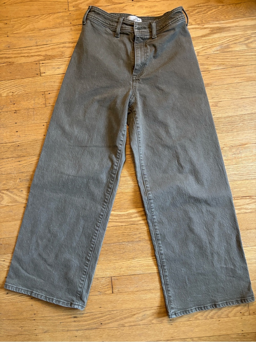 Universal Thread Wide-Leg Jeans in Olive